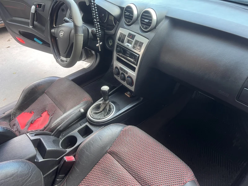 Hyundai Coupe, снимка 6 - Автомобили и джипове - 53182689