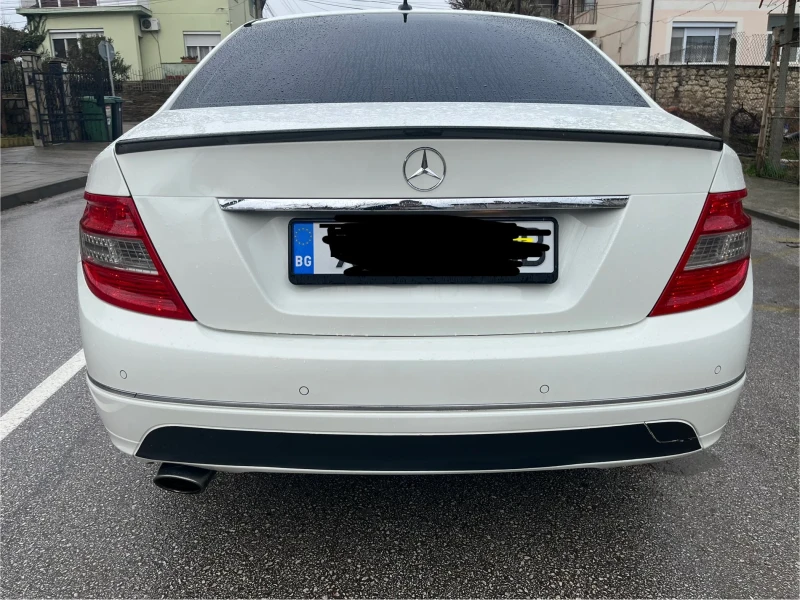 Mercedes-Benz C 220, снимка 2 - Автомобили и джипове - 53246661