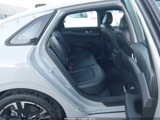 Kia K5 GT-Line, снимка 13 - Автомобили и джипове - 53009020