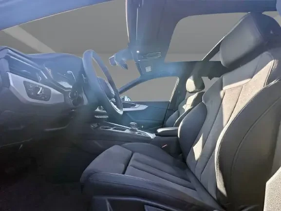 Audi A4 Avant 45 TFSI Quattro = S-line = Гаранция, снимка 5 - Автомобили и джипове - 53916238