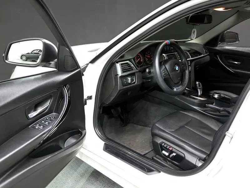 BMW 320 d, снимка 10 - Автомобили и джипове - 54592470