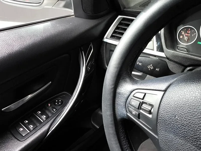 BMW 320 d, снимка 17 - Автомобили и джипове - 54592470