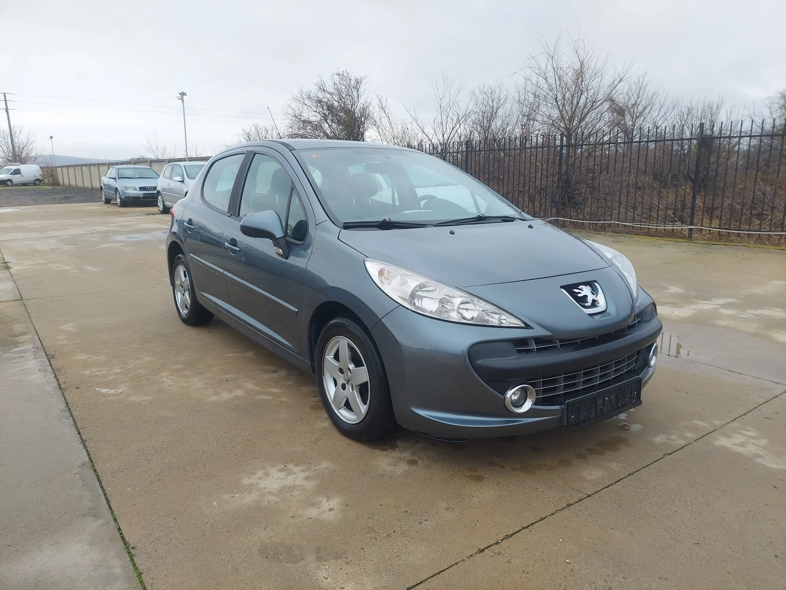 Peugeot 207 1.4i - изображение 3