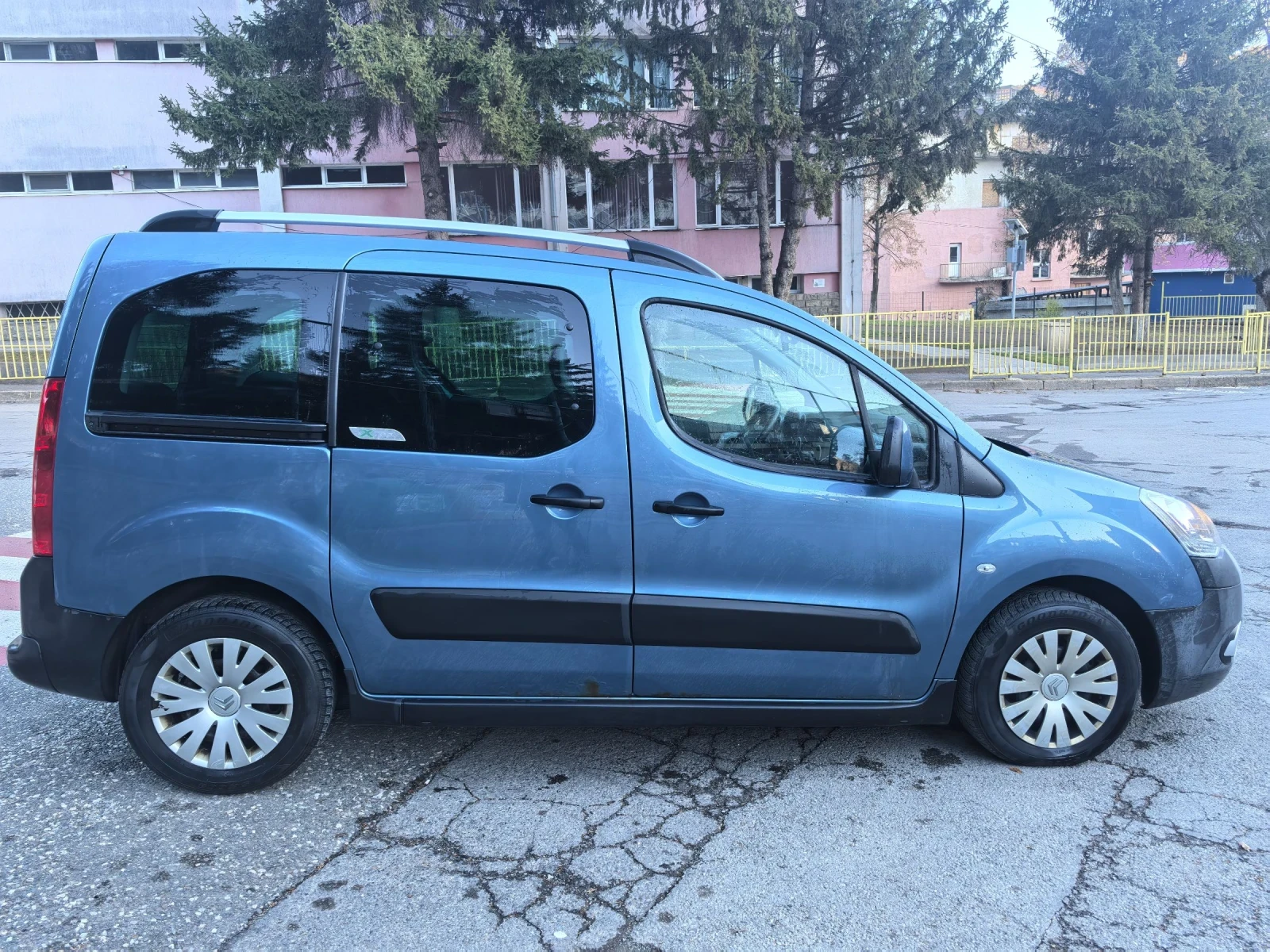 Citroen Berlingo 1.6HDI XTR - изображение 3