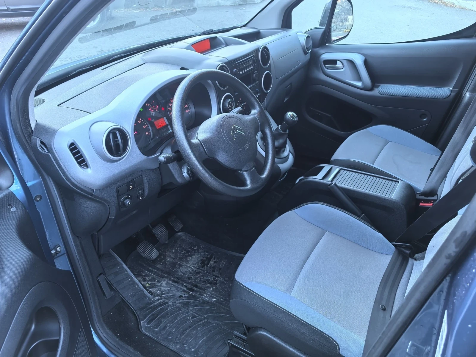 Citroen Berlingo 1.6HDI XTR - изображение 8