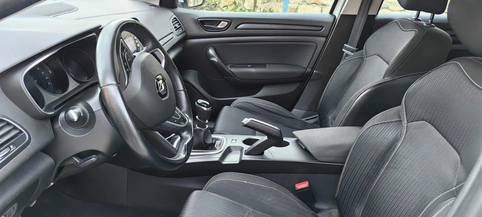 Renault Megane  - изображение 10