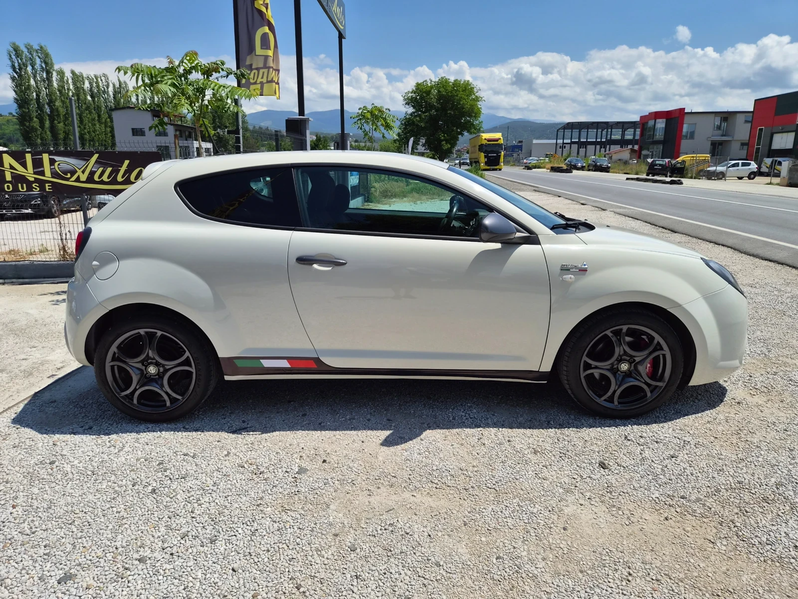 Alfa Romeo MiTo 1.4 Benzin TURBO , снимка 8 - Автомобили и джипове - 50462084