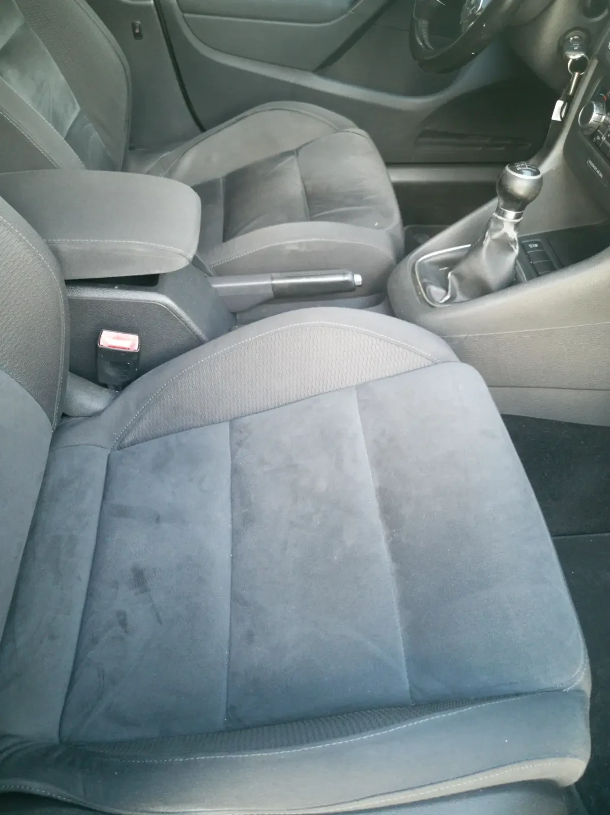 VW Golf 2.0tdi 140, HIGHLINE,  - изображение 10