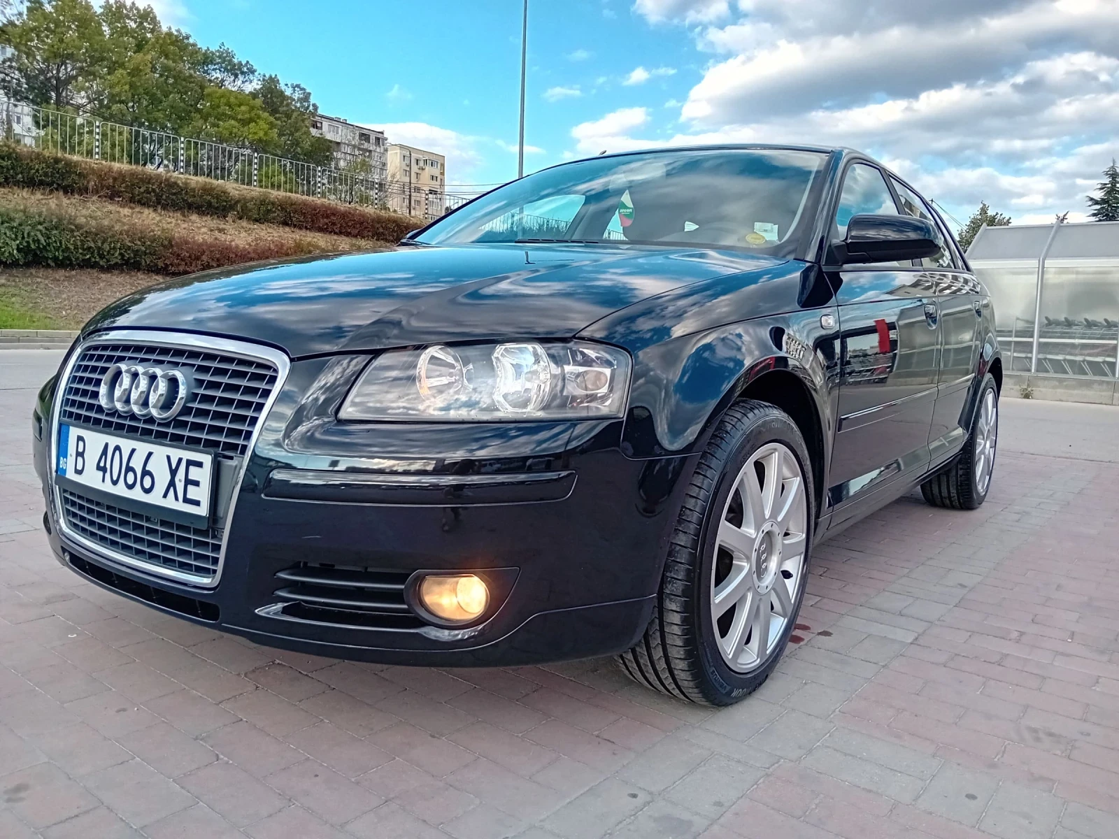 Audi A3 1.6i Sportback top  - изображение 6