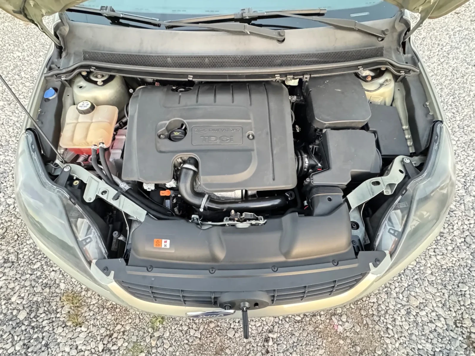 Ford Focus 1.6 TDCI  | Mobile.bg   14