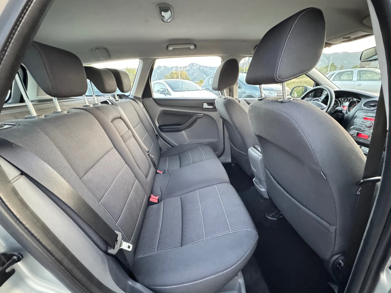 Ford Focus 1.6 TDCI  | Mobile.bg   13