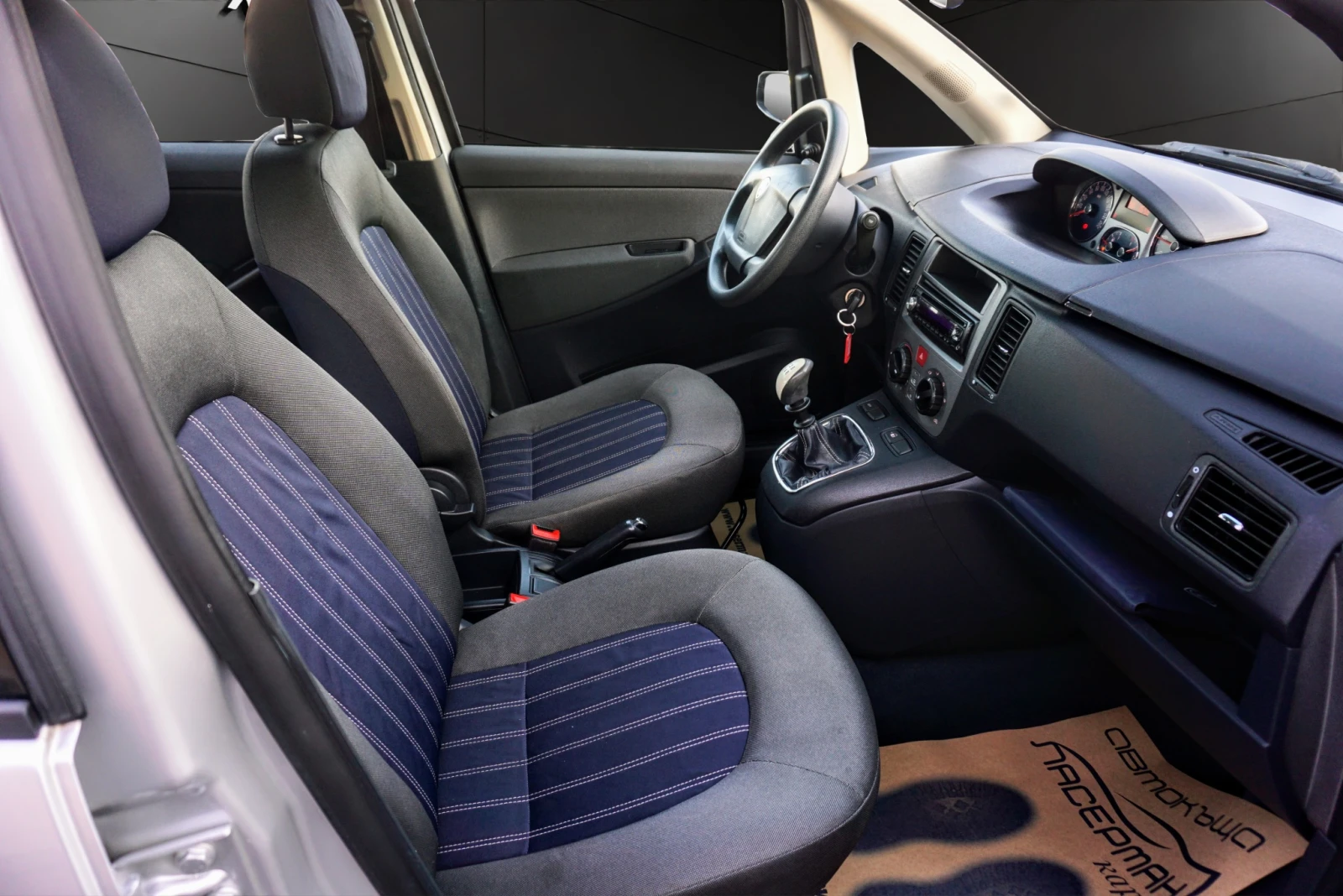 Lancia Musa 1.4i , снимка 12 - Автомобили и джипове - 52011774