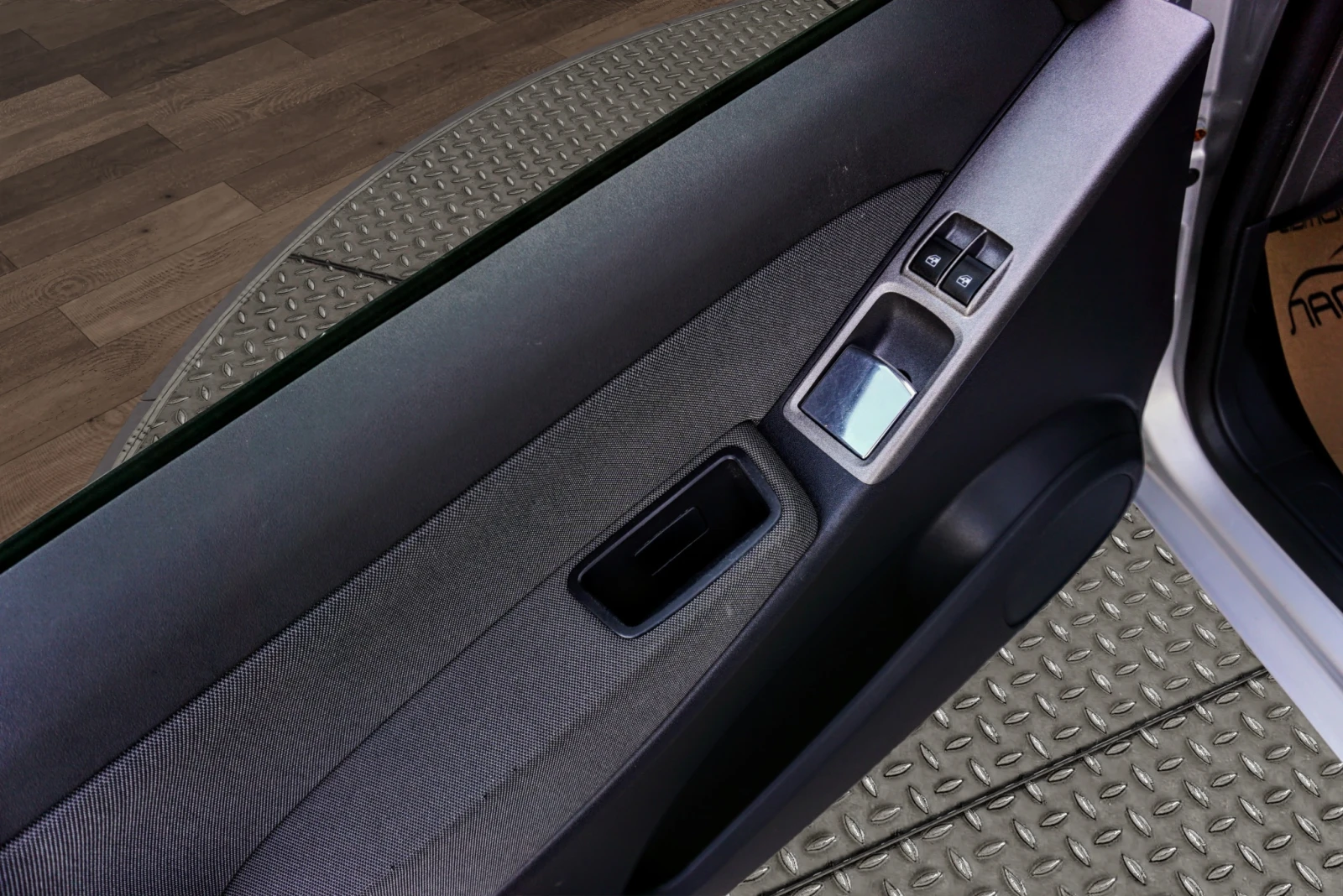 Lancia Musa 1.4i , снимка 6 - Автомобили и джипове - 52011774