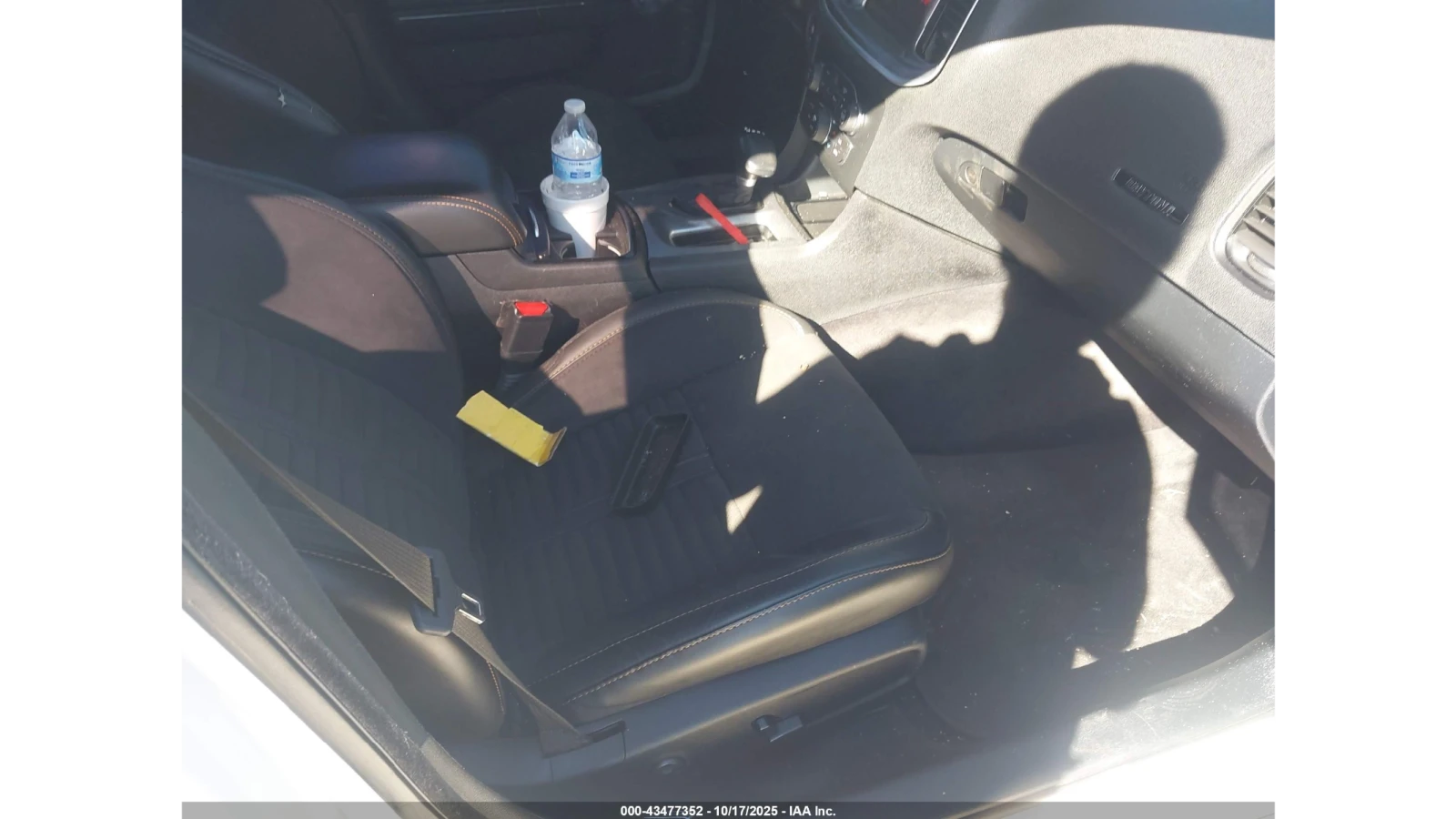 Dodge Charger Daytona 392 - изображение 10