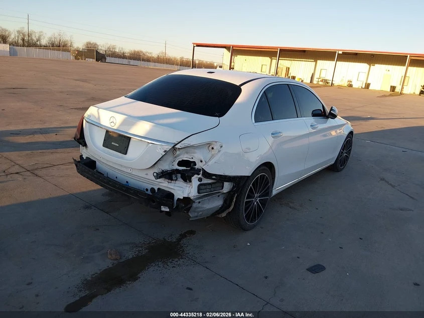 Mercedes-Benz C 300 Burmester* подгрев* KEYLESS* амбиент* шибидах* , снимка 5 - Автомобили и джипове - 53833866