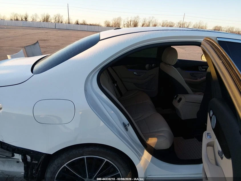 Mercedes-Benz C 300 Burmester* подгрев* KEYLESS* амбиент* шибидах* , снимка 8 - Автомобили и джипове - 53833866