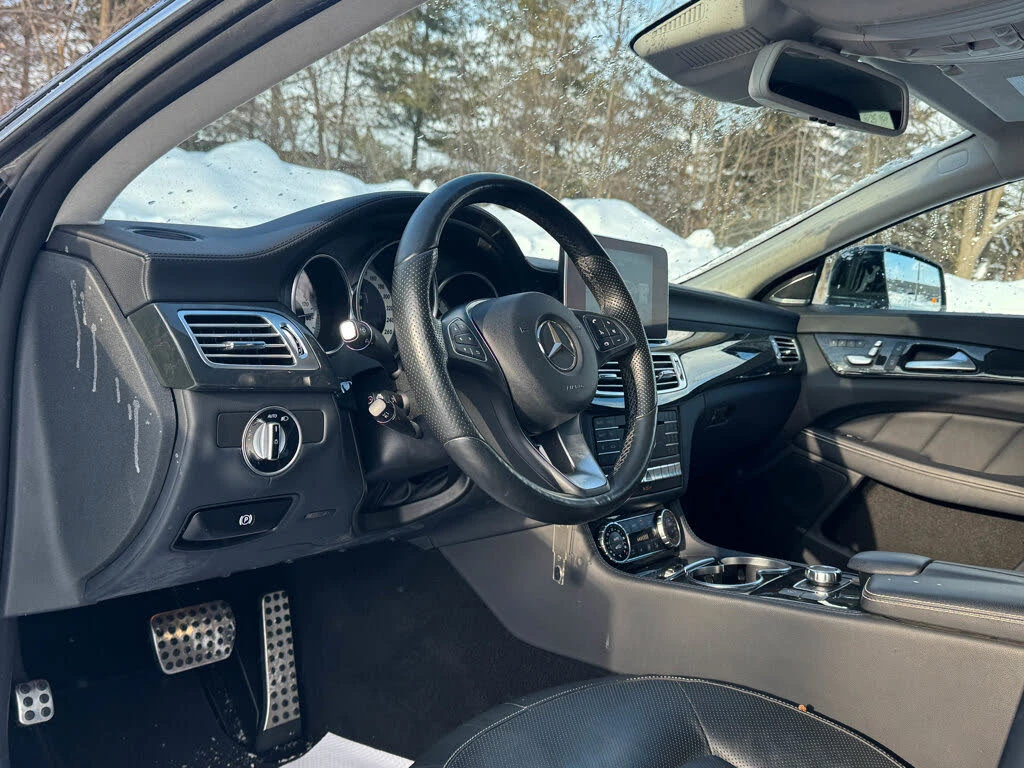 Mercedes-Benz CLS 550 4MATIC, снимка 10 - Автомобили и джипове - 53967931