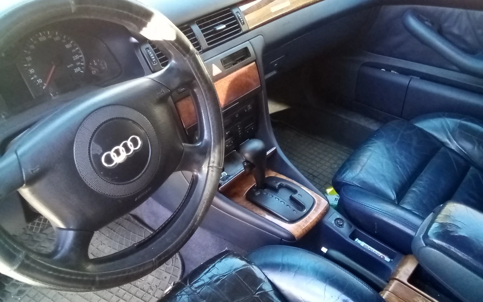 Audi A6 Куатро  Газ, снимка 5 - Автомобили и джипове - 54312073