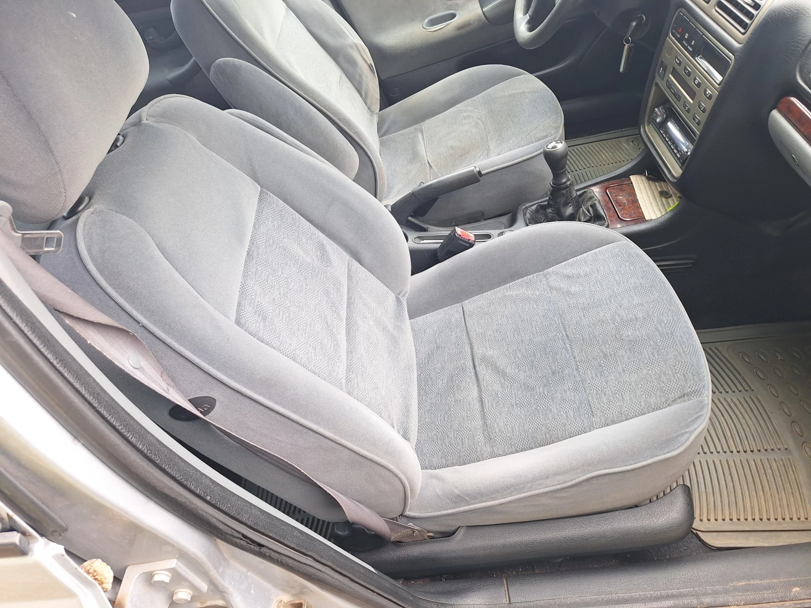 Peugeot 406 2.1 TD, снимка 11 - Автомобили и джипове - 54659651