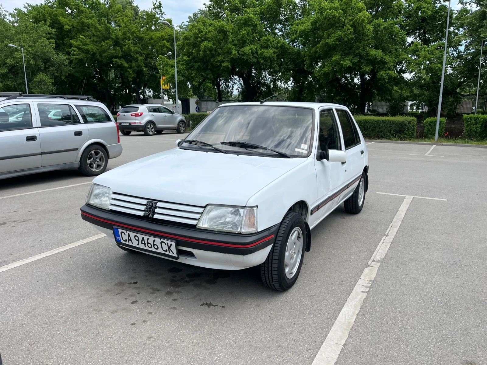 Peugeot 205