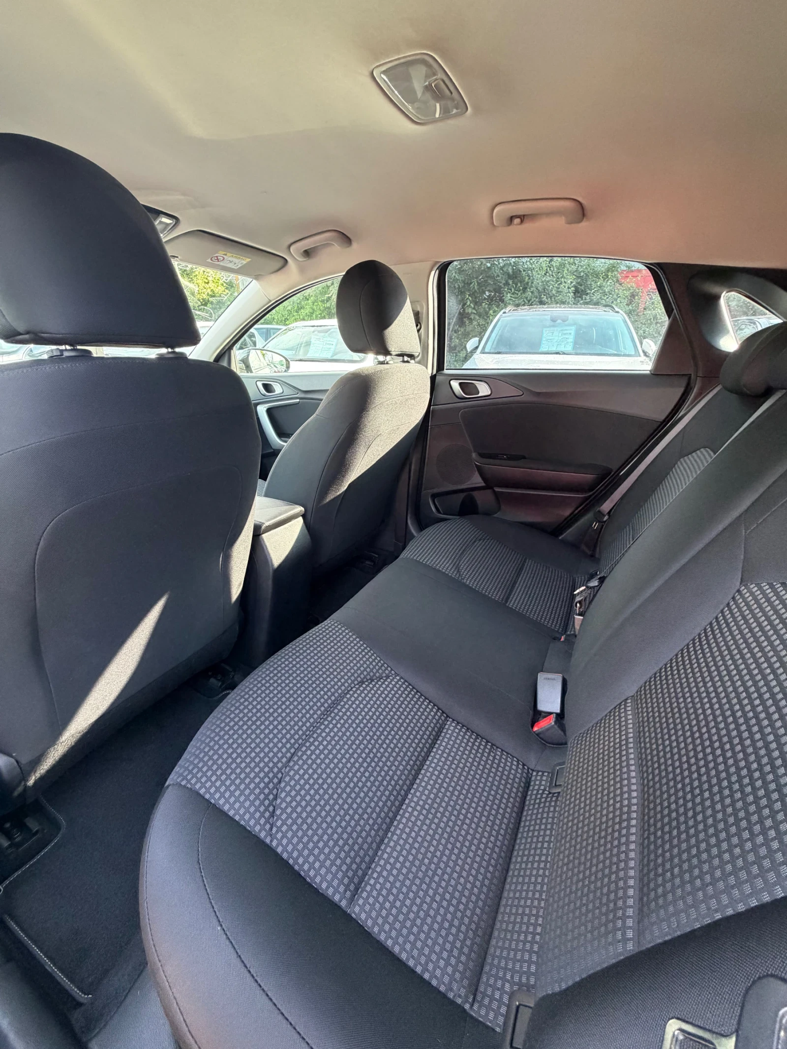 Kia Ceed 1.4 16V SPORT , снимка 12 - Автомобили и джипове - 54822784