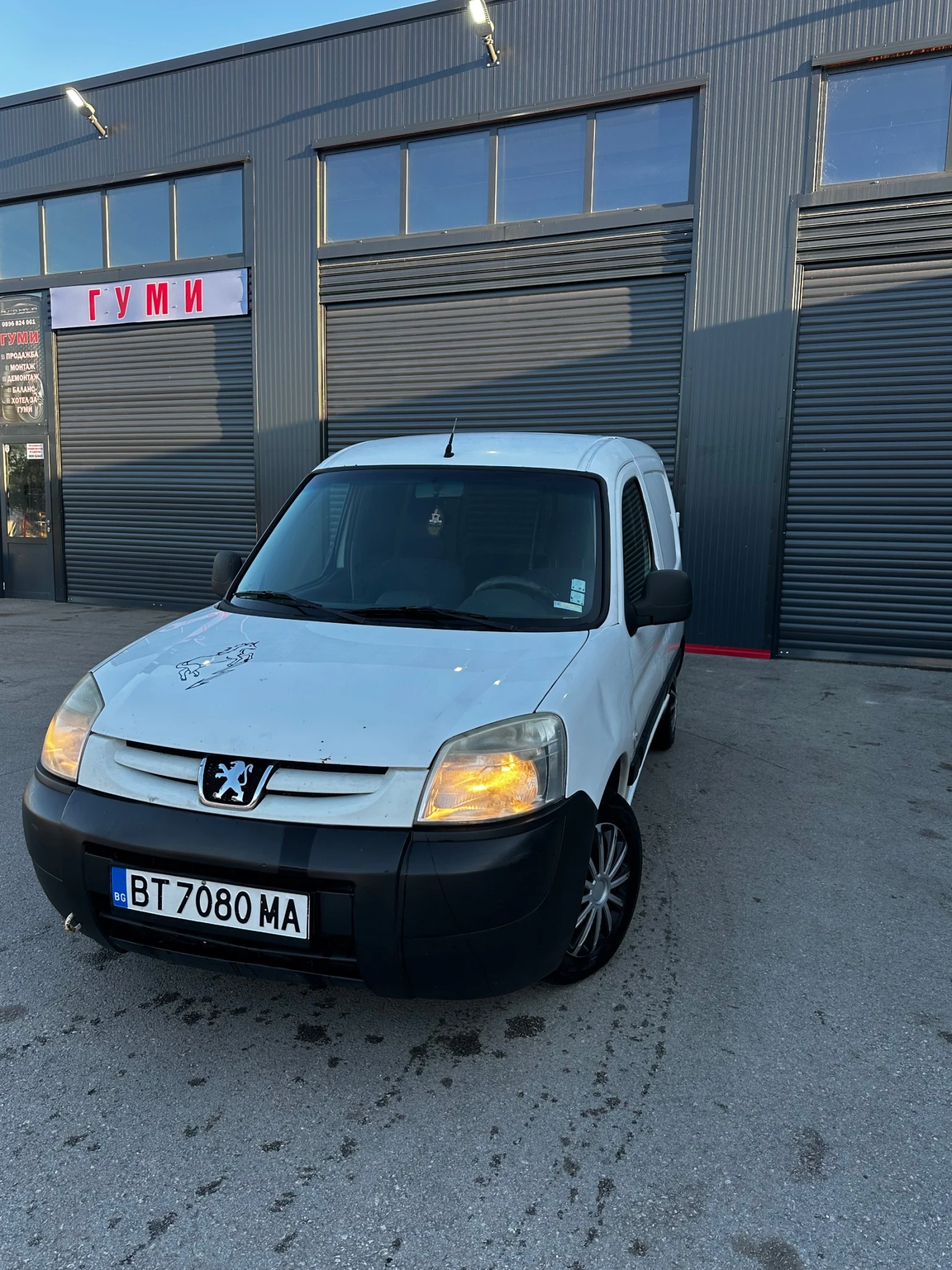 Peugeot Partner, снимка 2 - Автомобили и джипове - 54968110