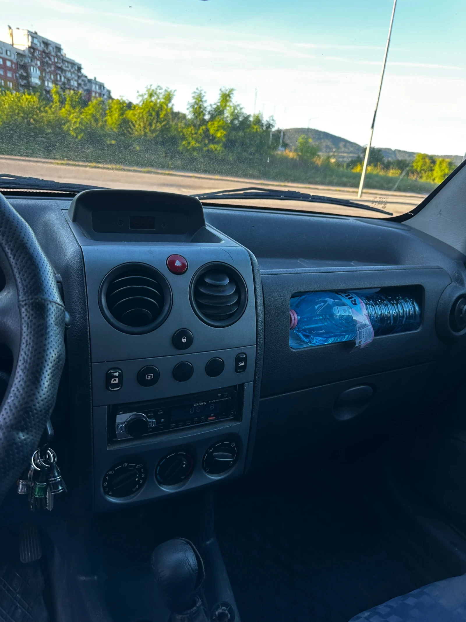 Peugeot Partner, снимка 8 - Автомобили и джипове - 54968110