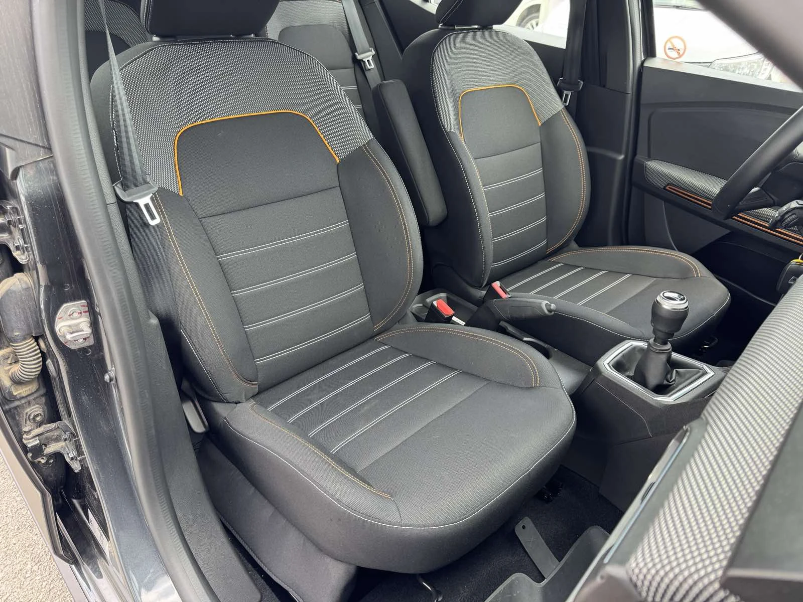 Dacia Sandero 1.0Tce STEPWAY, снимка 9 - Автомобили и джипове - 54999120