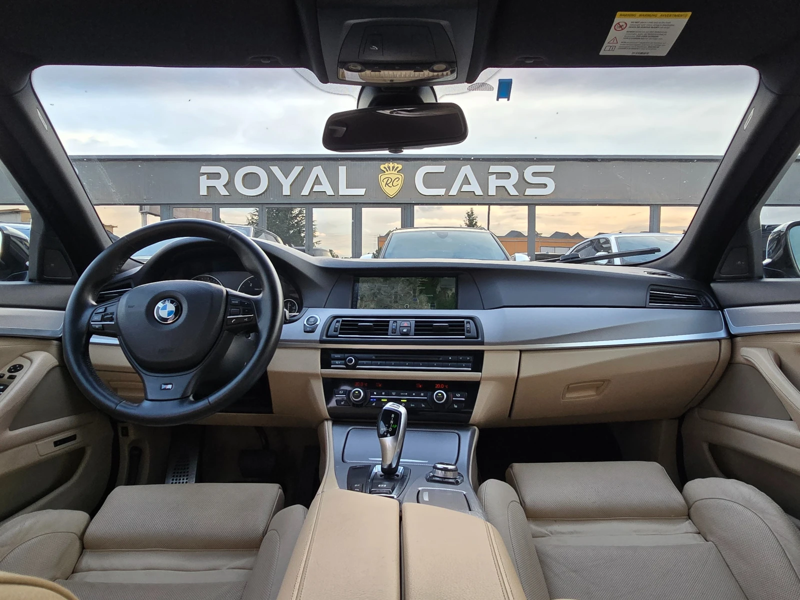 BMW 530 Обдухване* Подгрев* M pack* Комф.Салон* Памет* , снимка 14 - Автомобили и джипове - 55043960