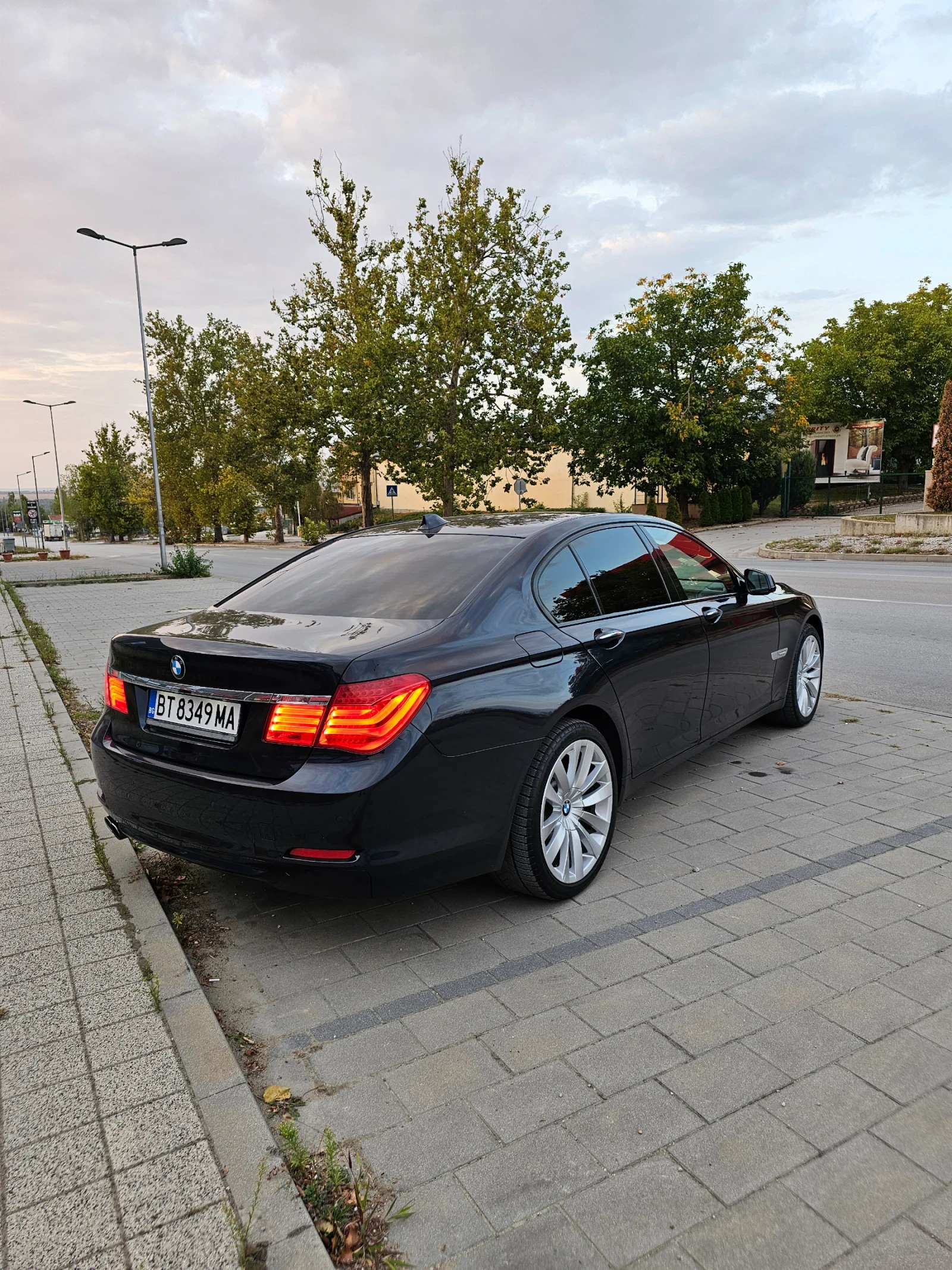 BMW 730 "Перла", снимка 4 - Автомобили и джипове - 55225865