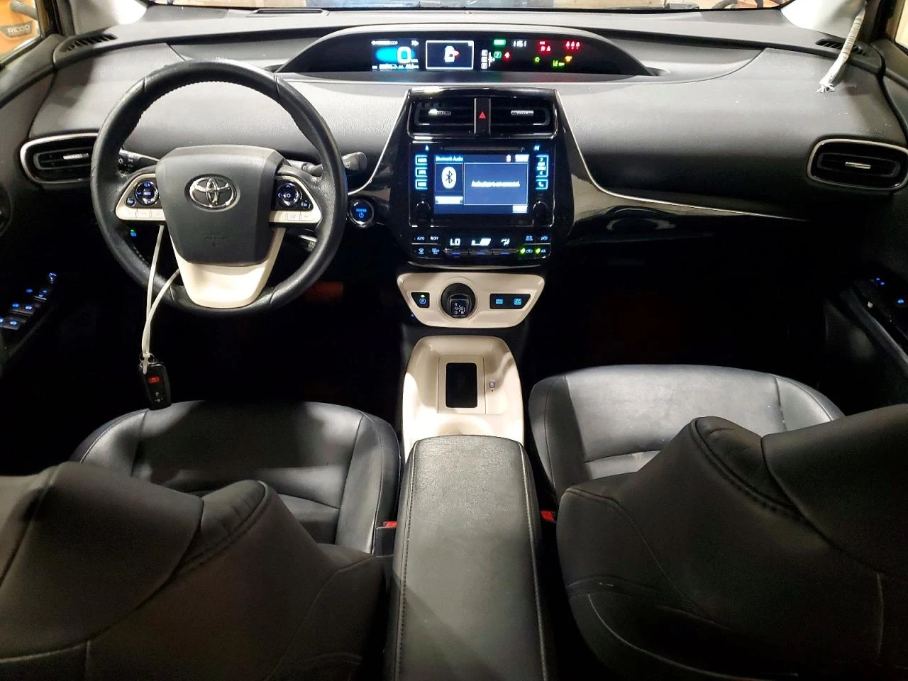 Toyota Prius * Four * Hybrid, снимка 8 - Автомобили и джипове - 55340290