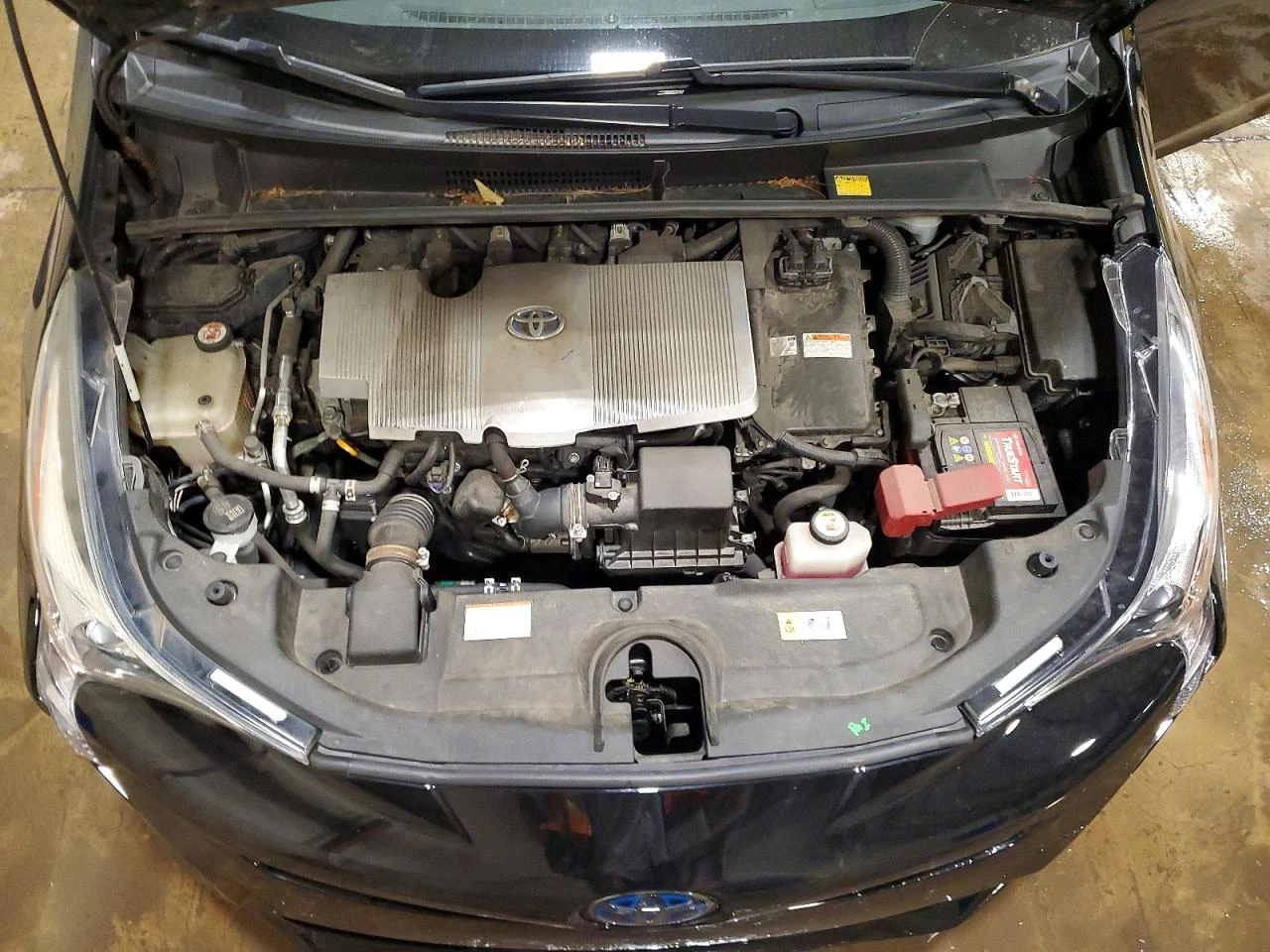 Toyota Prius * Four * Hybrid, снимка 11 - Автомобили и джипове - 55340290