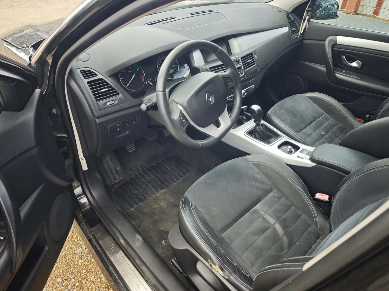 Renault Laguna 2.0, снимка 5 - Автомобили и джипове - 55377679