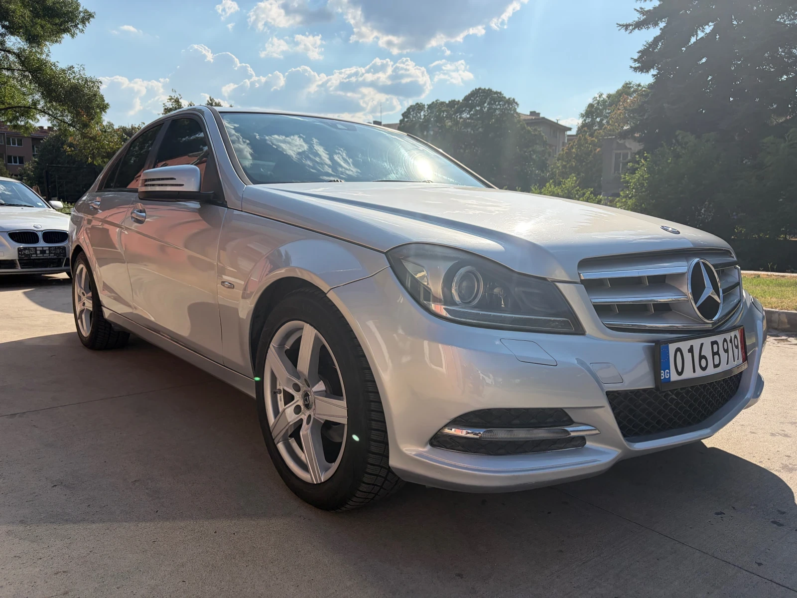 Mercedes-Benz C 200 Facelift / Лизинг, снимка 3 - Автомобили и джипове - 55590129