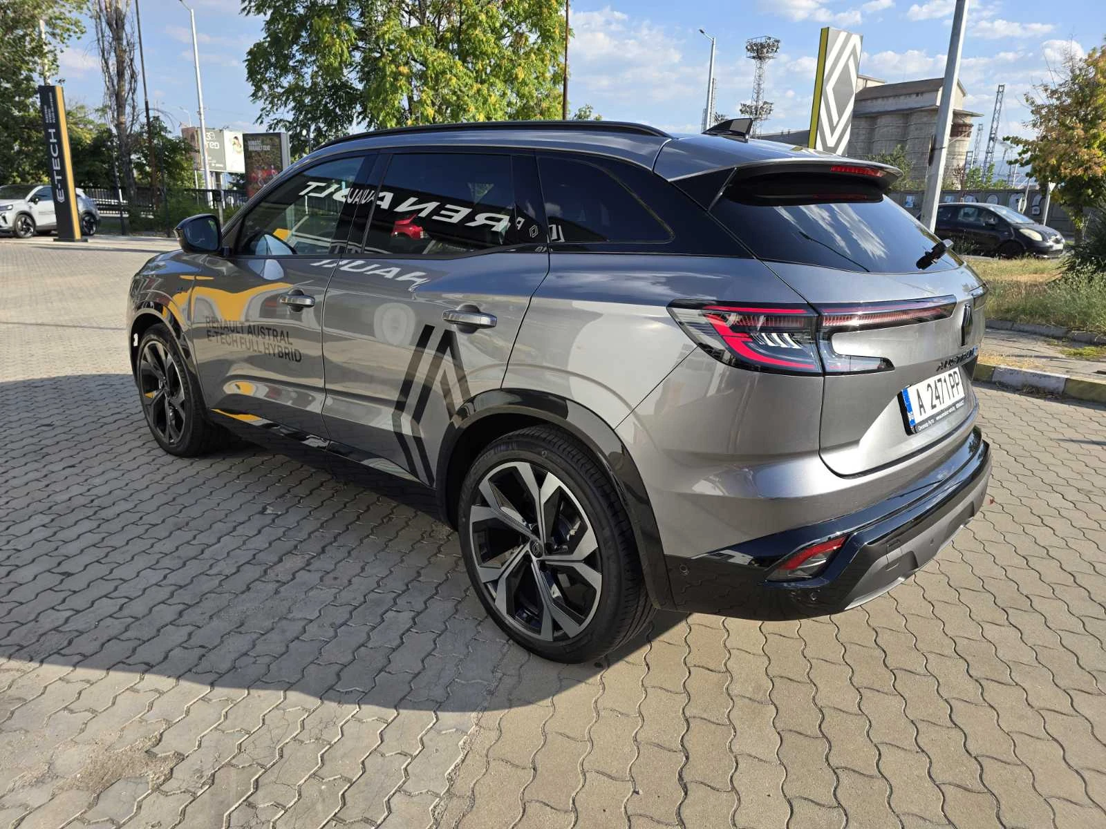 Renault Austral HYBRID, снимка 9 - Автомобили и джипове - 55652016