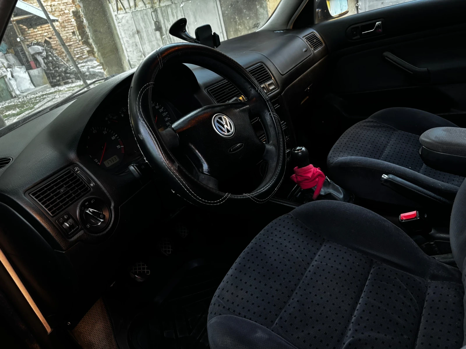 VW Golf 4, снимка 7 - Автомобили и джипове - 56415320