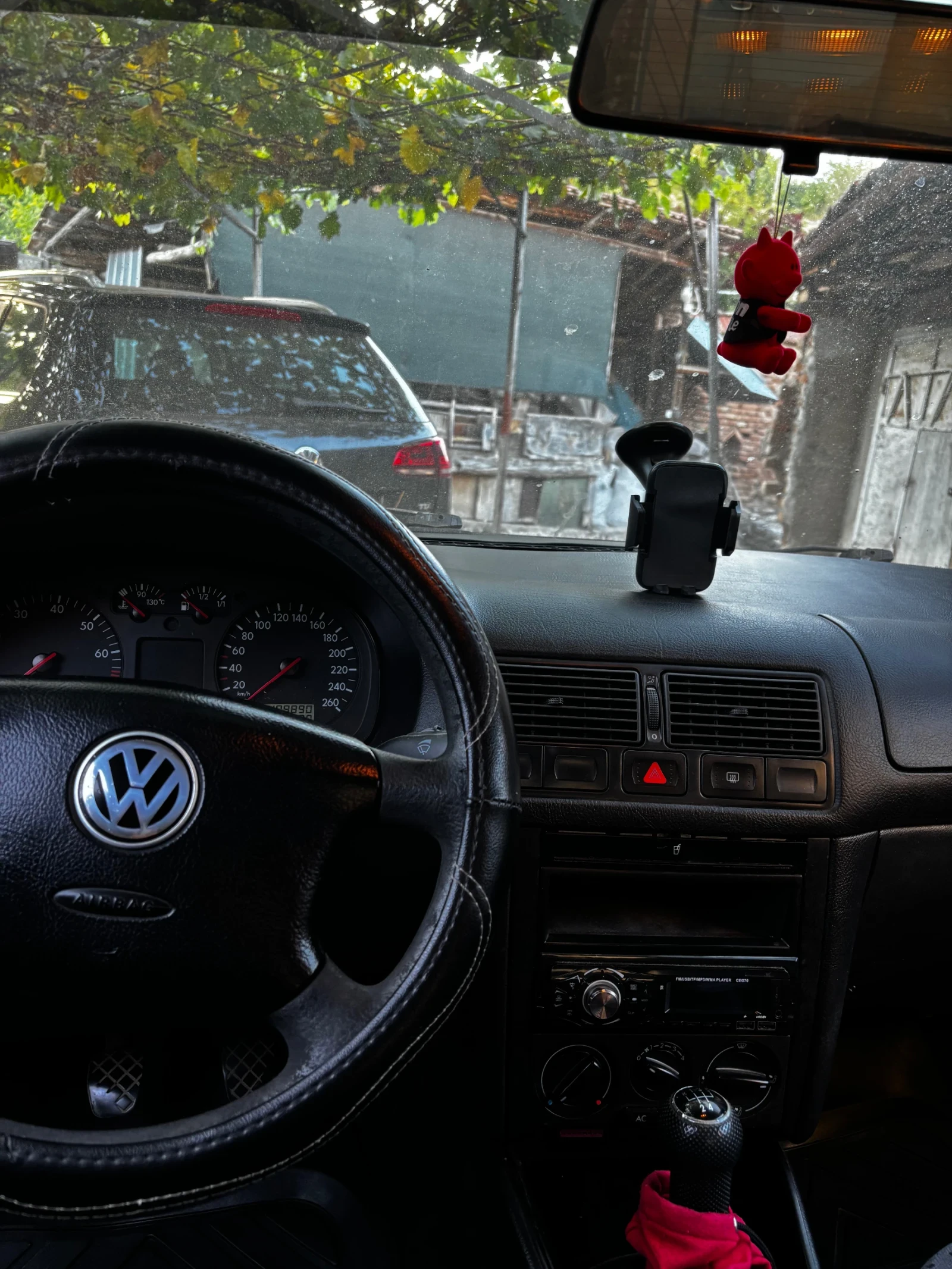 VW Golf 4, снимка 5 - Автомобили и джипове - 56415320