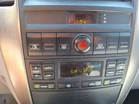 Kia Sorento 2.5CRDI 140kc Автоматик/Италия/Проблем ДВГ, снимка 15