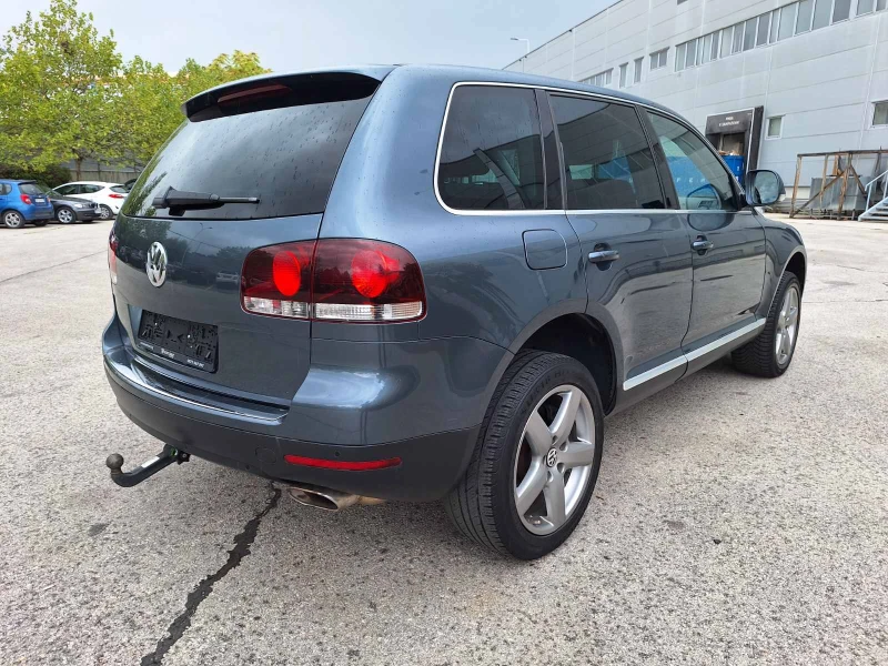 VW Touareg 3.0tdi/Кожа/Нави, снимка 4 - Автомобили и джипове - 47545311