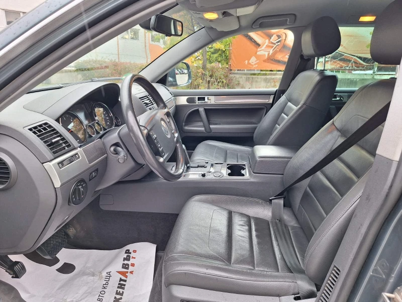 VW Touareg 3.0tdi/Кожа/Нави, снимка 10 - Автомобили и джипове - 47545311