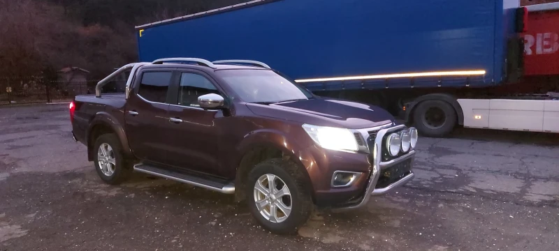 Nissan Navara, снимка 7 - Автомобили и джипове - 48444359