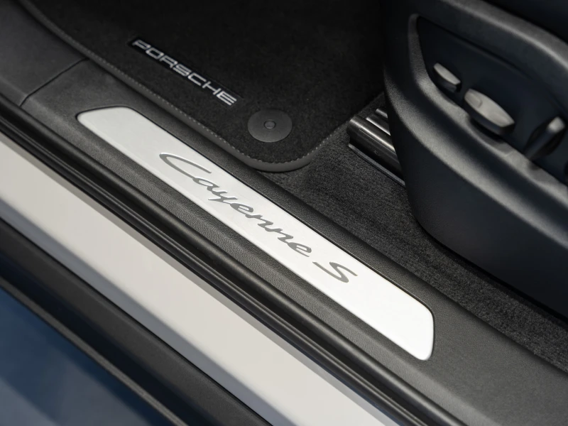 Porsche Cayenne S, снимка 15 - Автомобили и джипове - 51250215