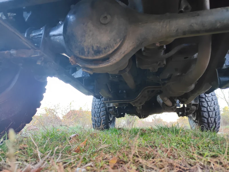 Suzuki Samurai, снимка 12 - Автомобили и джипове - 53163832