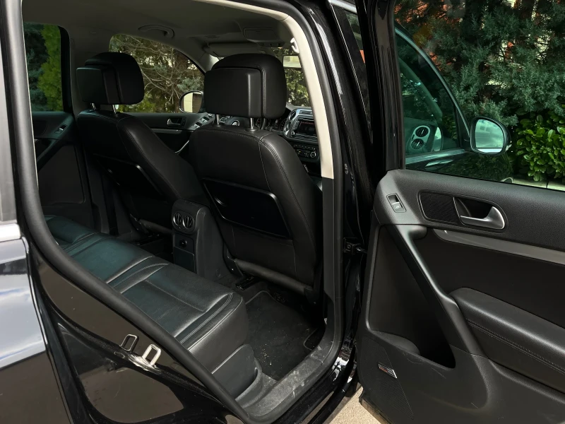 VW Tiguan 88900 км, 2.0TDI 177 к.с., ПЪЛНА СЕРВ. ИСТОРИЯ !!!, снимка 8 - Автомобили и джипове - 52566955