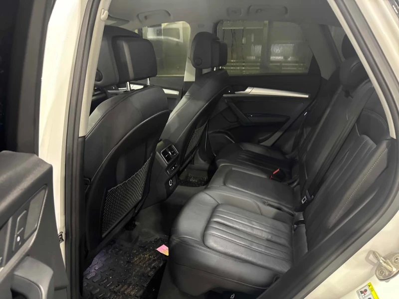 Audi Q5 * Komfort * CARFAX * БЕЗ ПЪРВОНАЧАЛНА ВНОСКА, снимка 10 - Автомобили и джипове - 52786703
