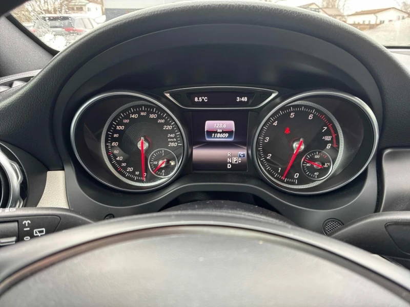 Mercedes-Benz GLA * 250 * CARFAX * БЕЗ ПЪРВОНАЧАЛНА ВНОСКА, снимка 8 - Автомобили и джипове - 52869248