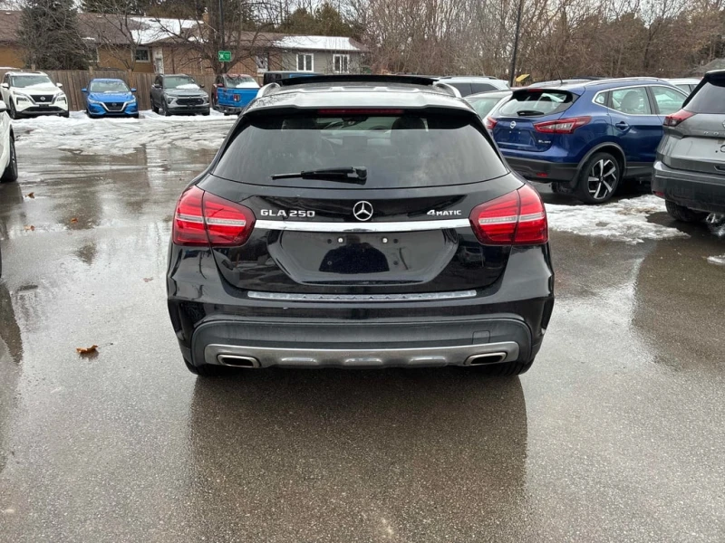 Mercedes-Benz GLA * 250 * CARFAX * БЕЗ ПЪРВОНАЧАЛНА ВНОСКА, снимка 4 - Автомобили и джипове - 52869248