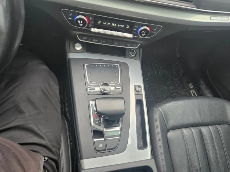 Audi Q5 2018 QUATTRO * БЕЗ ПЪРВОНАЧАЛНА ВНОСКА* , снимка 12 - Автомобили и джипове - 53064855