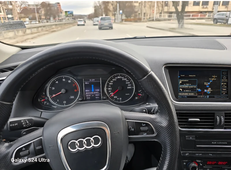 Audi Q5 2.0TFSI, снимка 12 - Автомобили и джипове - 53300165