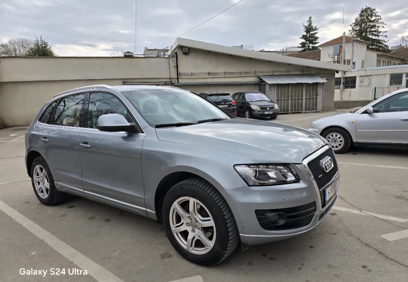 Audi Q5 2.0TFSI, снимка 7 - Автомобили и джипове - 53300165